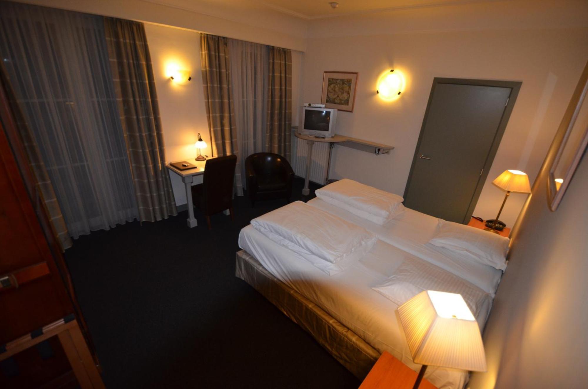 Malcot Hotel 3*